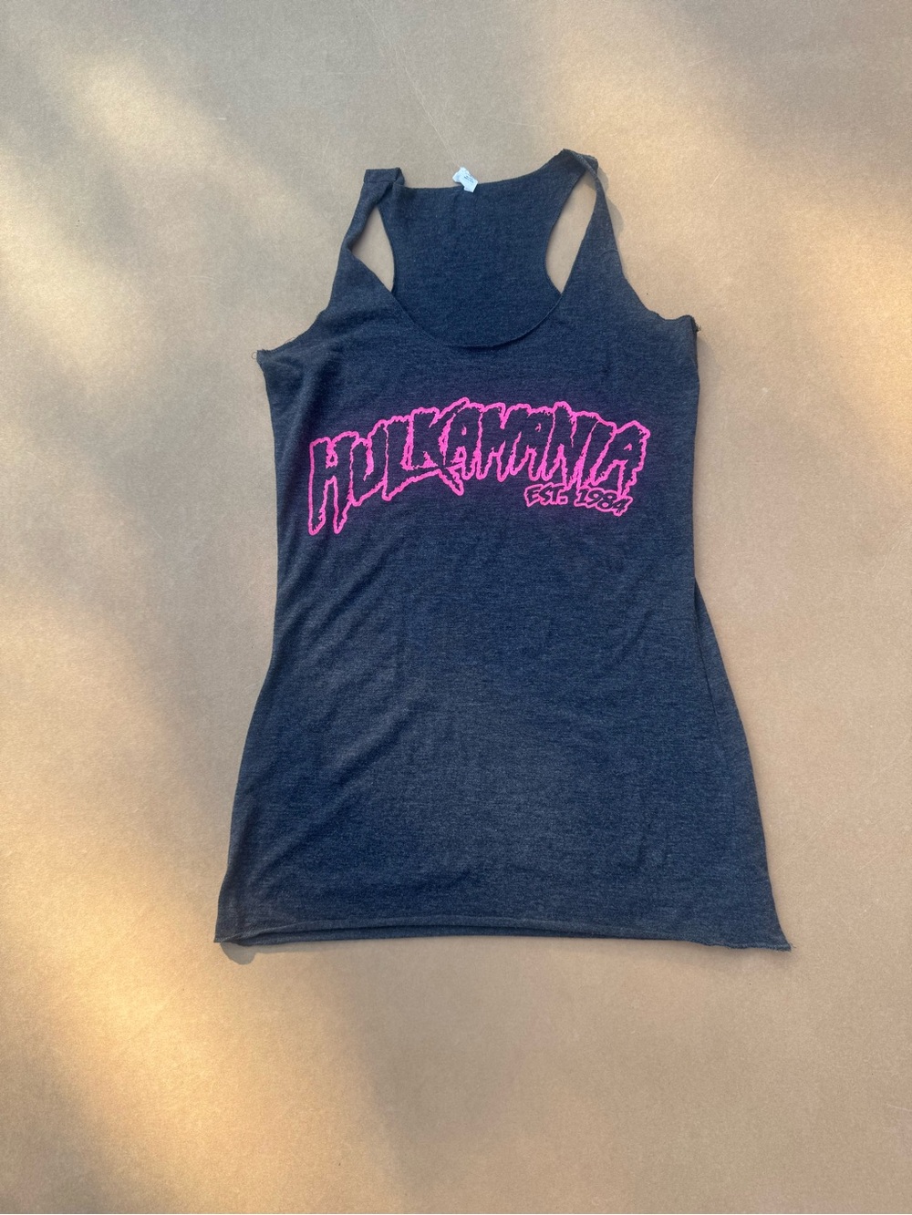 Hulkamania Graphic Tank Top Women’s Medium Racerback Workout Gym Shirt - Picture 6 of 8